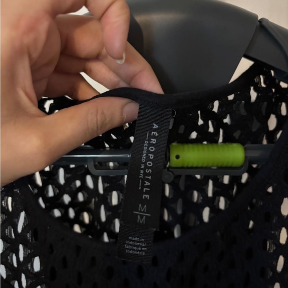 Black Sleeveless Sheath Dress with Crew Neck - Picture 3 of 4